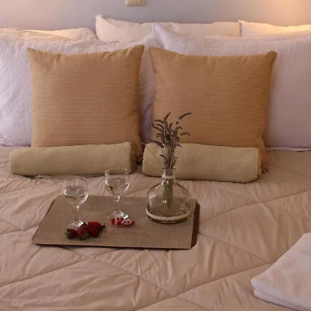 Penelope Apartment *