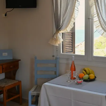 Penelope Apartment Kokkari